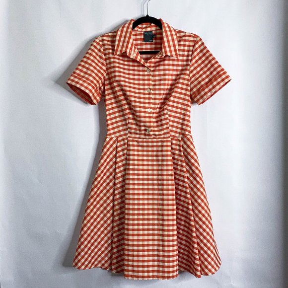 Gabby Skye Gingham Skater Dress with Pockets - Picture 2 of 9